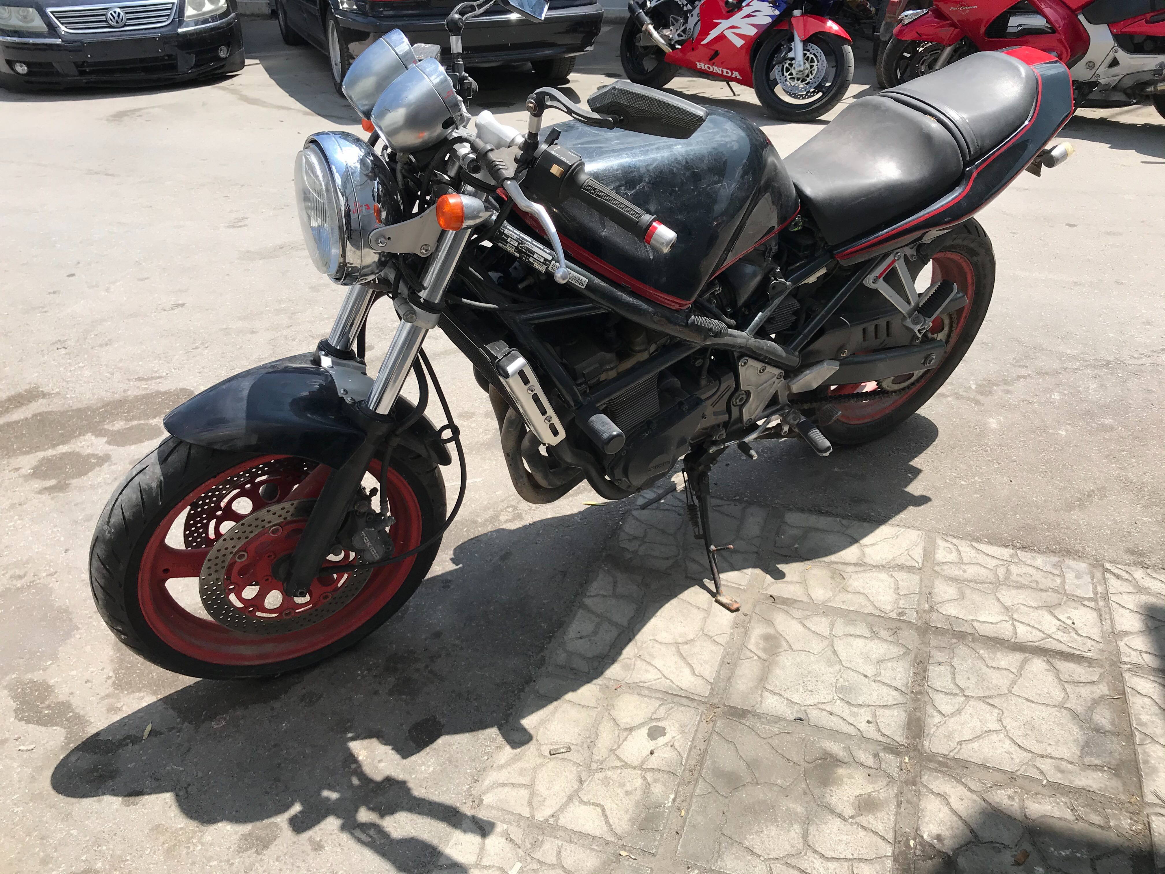 Suzuki Bandit 400 на ЧАСТИ