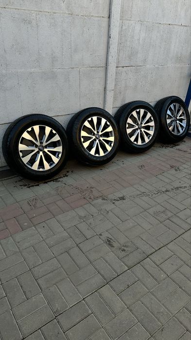 Диски с резиной 235/60R18