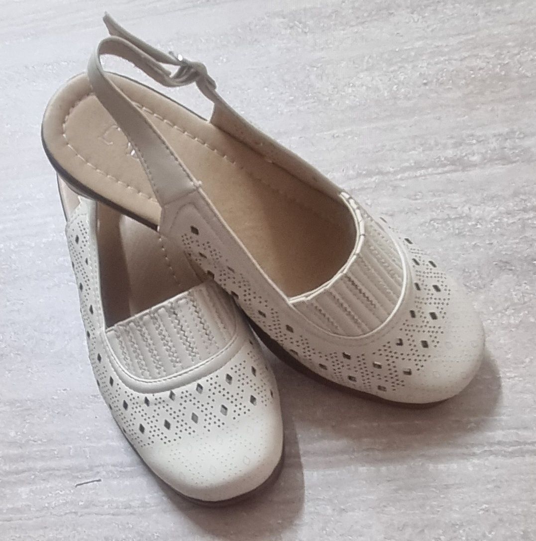 Sandale damă culoare crem