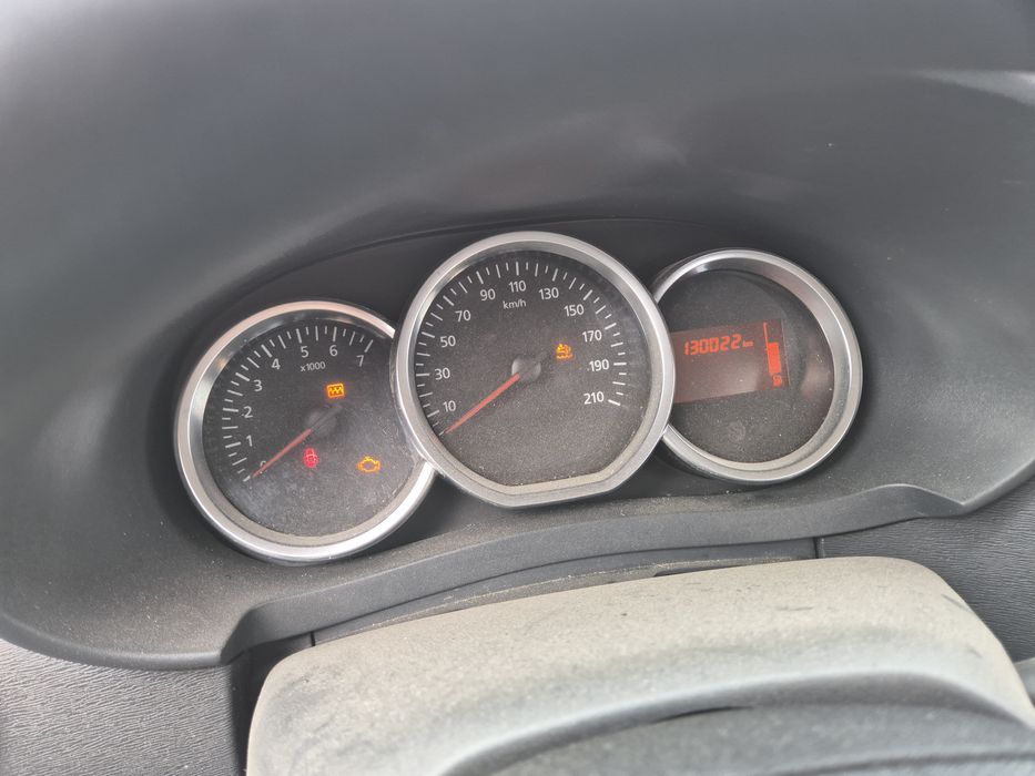 Dacia lodgy lovita avariata