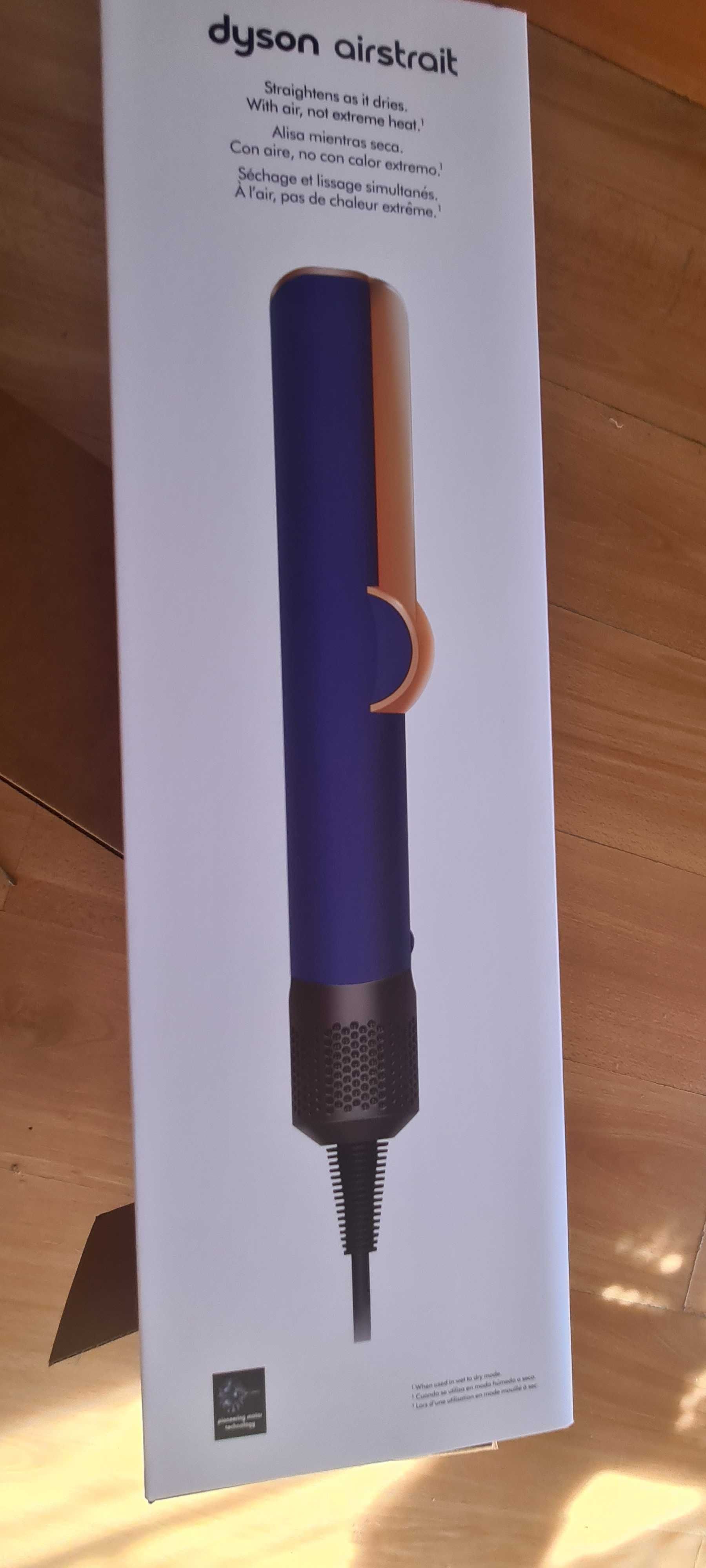Dyson Airstrait HT01