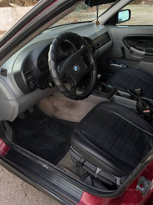 Moshina sotiladi. Narxi 4000$