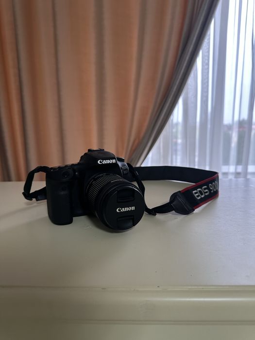 Camera foto Canon EOS 90D