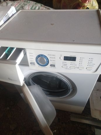 Продам стиральную машину (автомат)