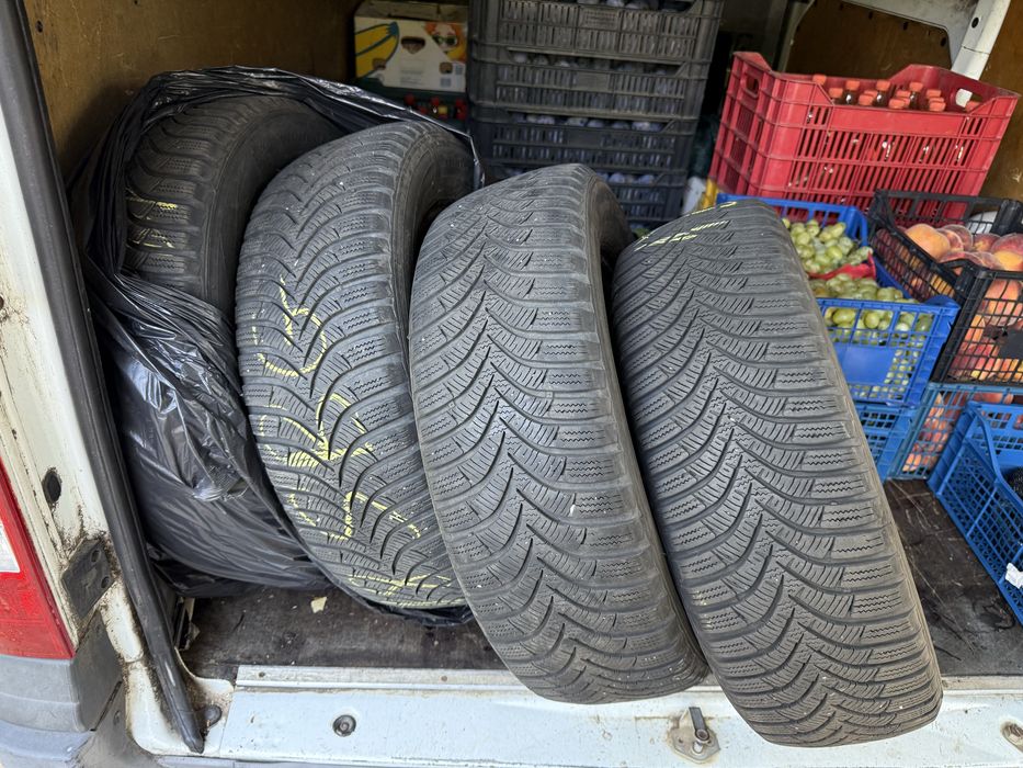 Anvelope iarna noi m+s Hankook 195 65 15 r15 cauciucuri 8 bucăți