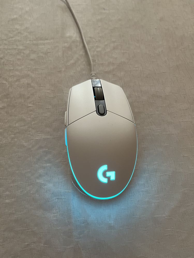 Мышь Logitech G102 Lightsync белый