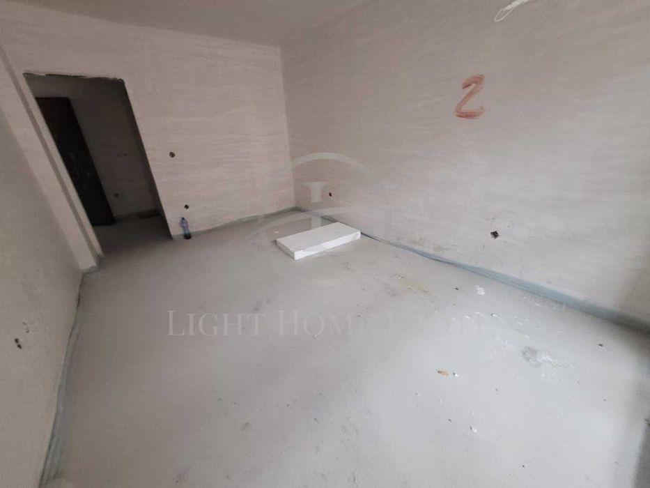 Реф. 3132 Двустаен Просторен Апартамент с АКТ 14