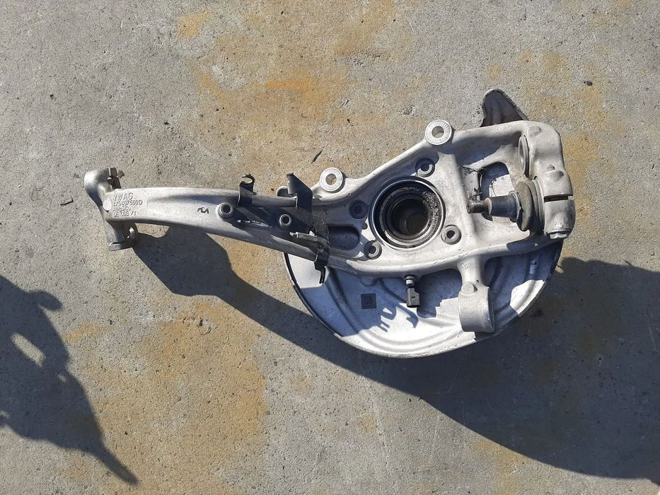 fuzeta dreapta fata audi a6 c8 4k avant  2.0 tdi  4k0407560d