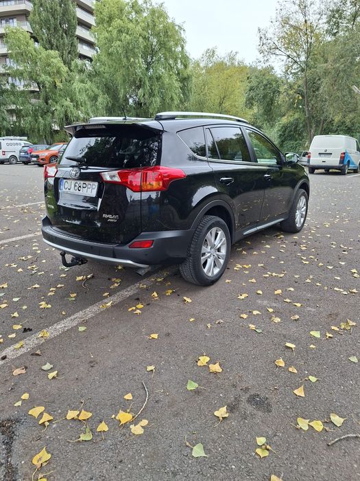 Vând Toyota Rav4