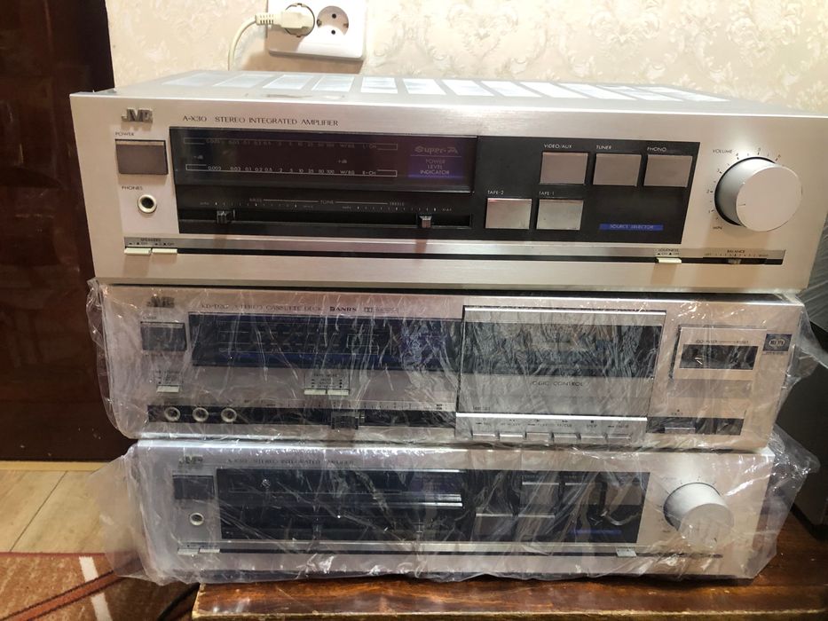 Vintige amplificator  JVC Ax 30 si deck kd