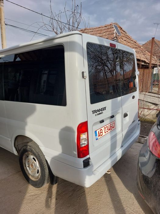 Vând Ford transit
