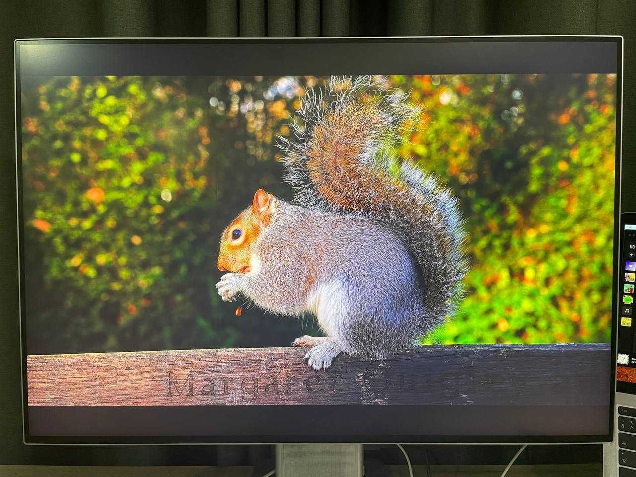 Монитор HUAWEI MateView HSN-CBA серебристый 28.2"  (3840x2560)