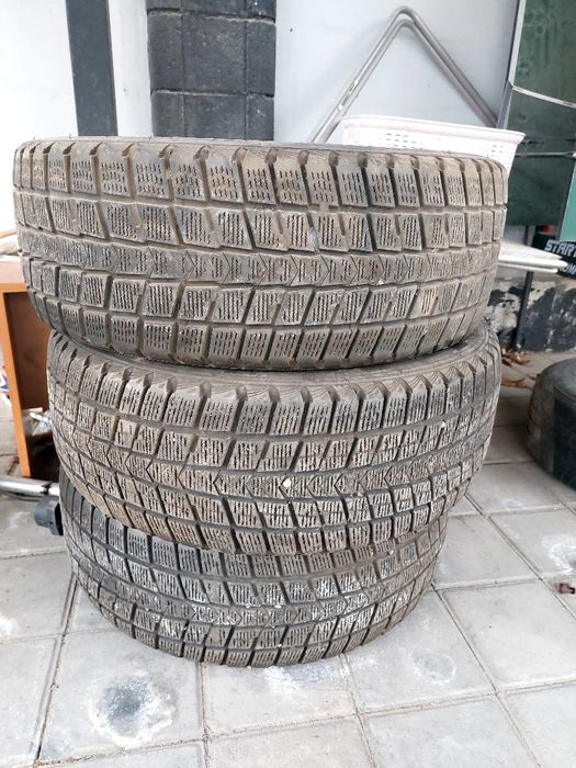 Зимние шины 3 шт