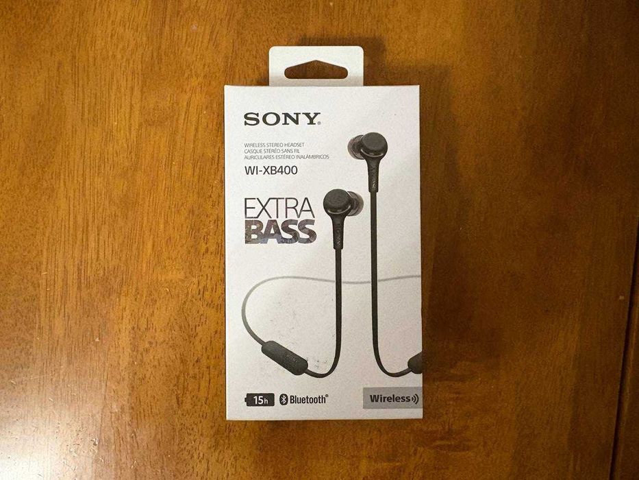 Новые беспроводные наушники Sony WI-XB400
