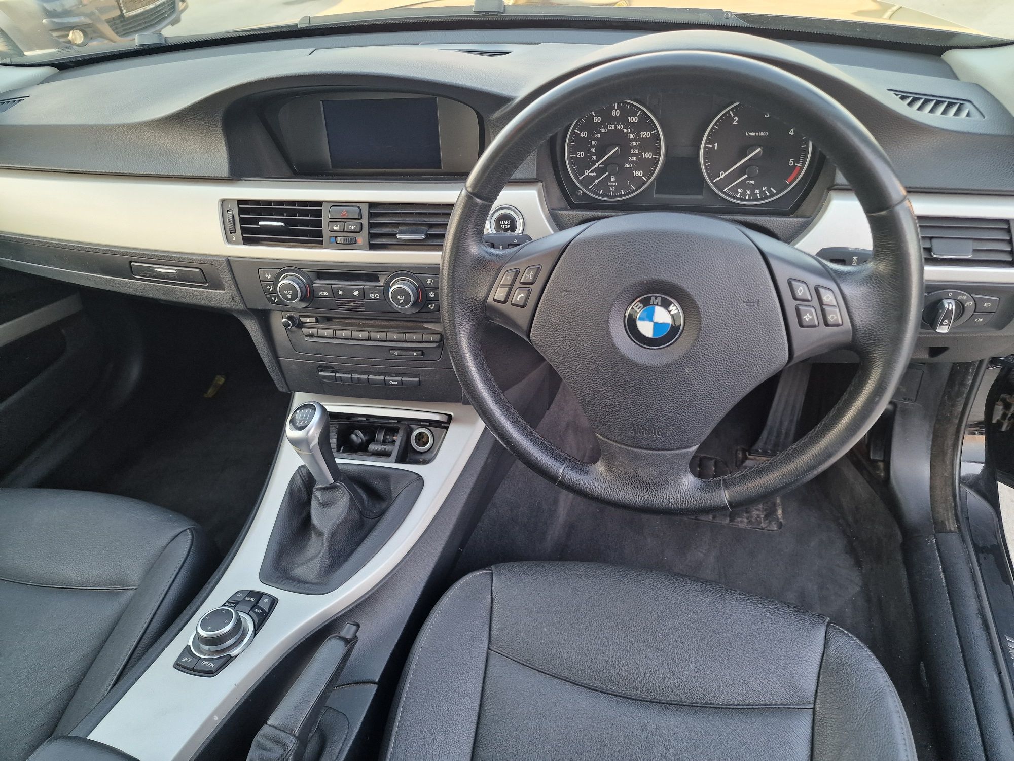 BMW 320 Diesel , 177 cp Euro 5 , model 2010 , volan pe dreapta