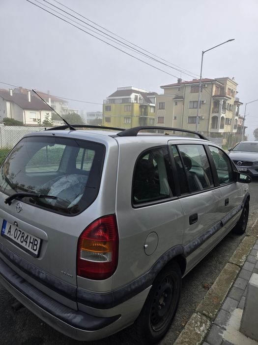 Опел Зафира 2002