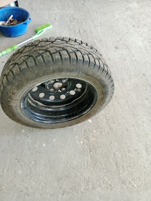 Продам колеса с дисками