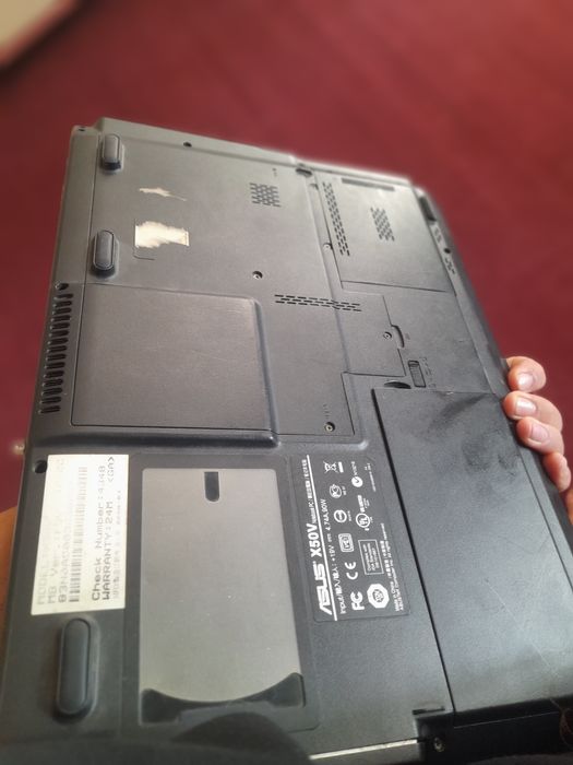 Asus noutbuk sotiladi narxi kelishiladi