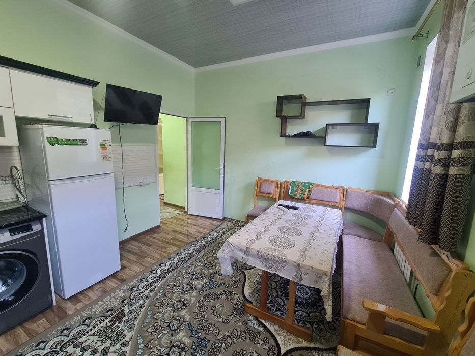 1 xonali kvartira sotiladi