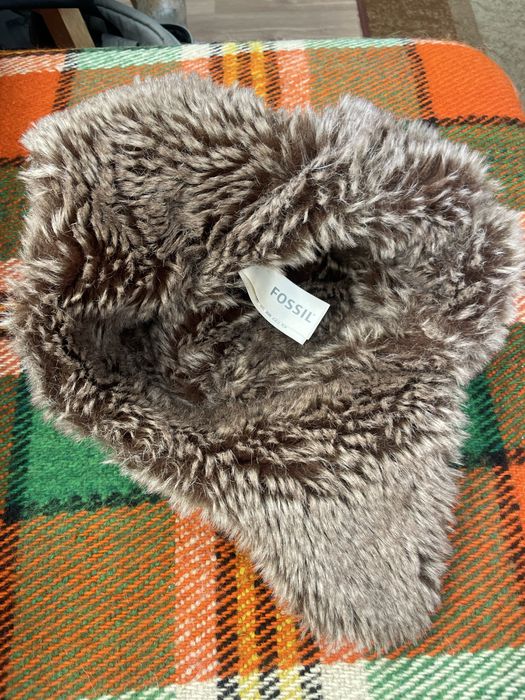 Пухена ушанка “Fossil”