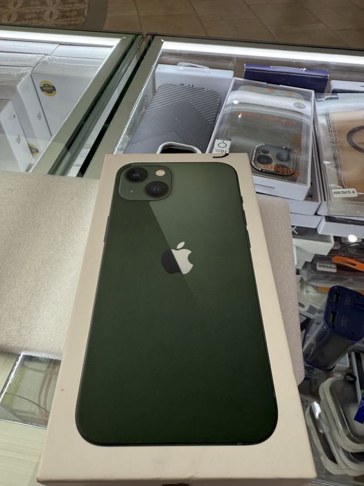 Iphone   13.