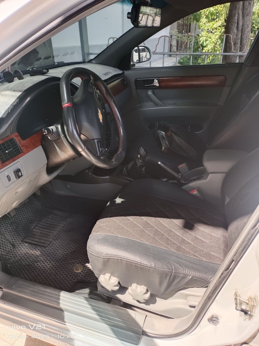 Авто Ласетти 1.8 йил