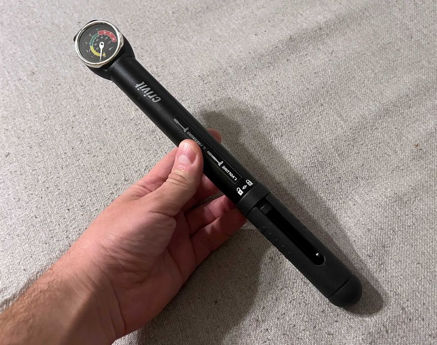 Pompa bicicleta Crivit cu manometru presiune 5 5 bar compacta portabil