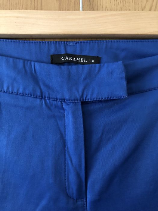 Vand pantaloni marca Caramel, marimea 38, gen office