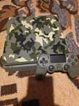 Vând ps4 slim cu tot cu 9 jocuri, preț negociabil