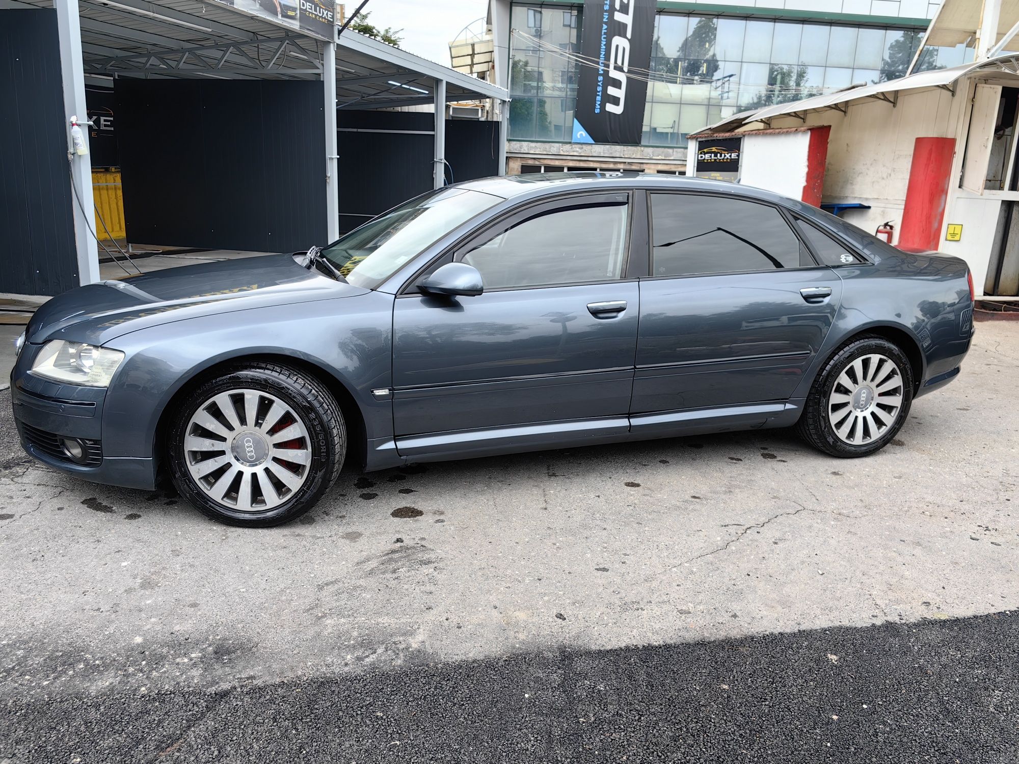 Продавам Audi A8L 4.2 ЛИЗИНГ газ/бензин