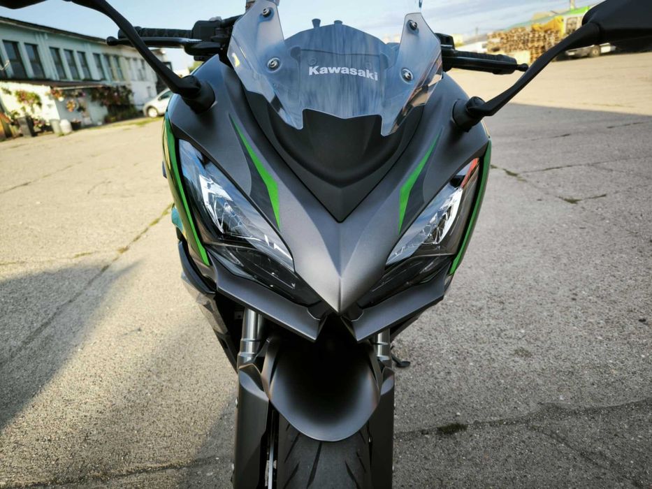 Kawasaki Ninja 1000SX 2024 cu doar 3200 KM ca NOU !