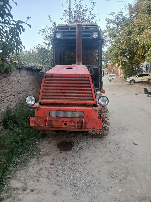 Traktor.bt.150.sotiladi.2006.yil.rama.butun..4korpus.plugi.bor.tolgan.