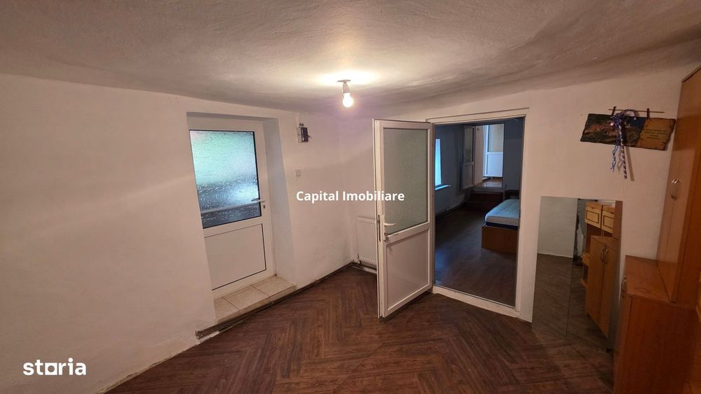 Casă + spațiu comercial la stradal, teren – 459 mp