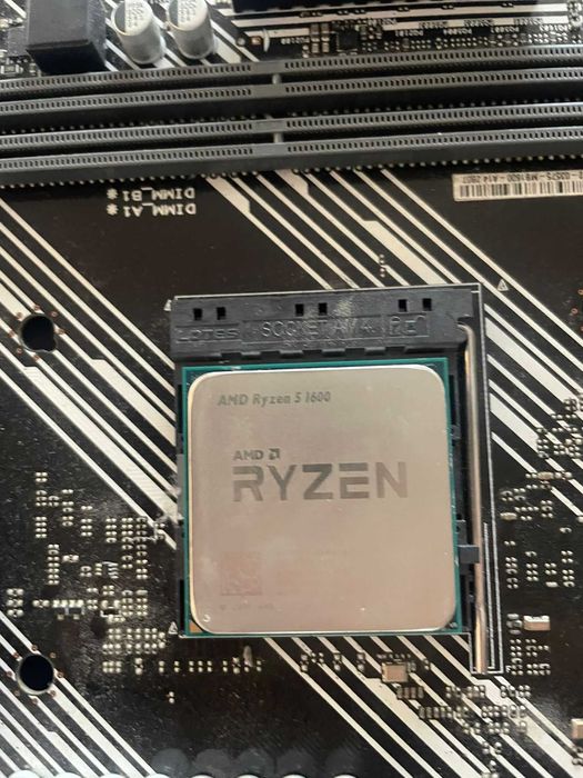 Ryzen 5 1600 3.2ghz +Placa de baza asus prime b450M-K II