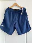 Pantaloni scurti barbatesti, Adidas