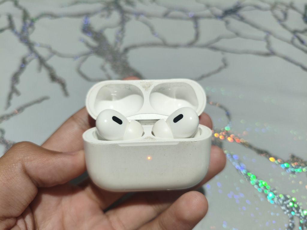 AirPods Pro 2 Check in