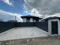 Casa de vanzare,2dormitoare,living,bucatarie,2bai,400mp teren