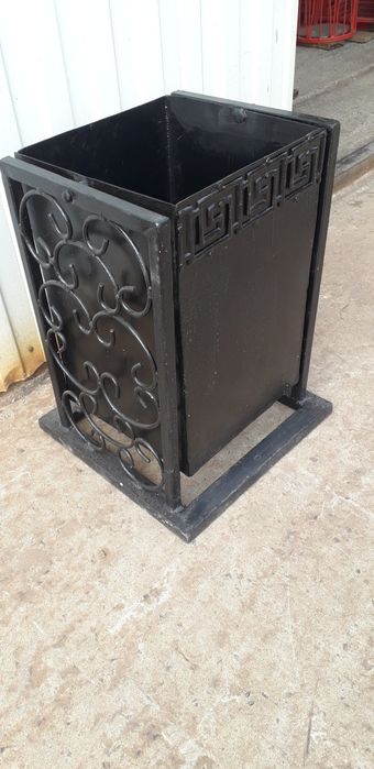 Контейнер для мусора урна