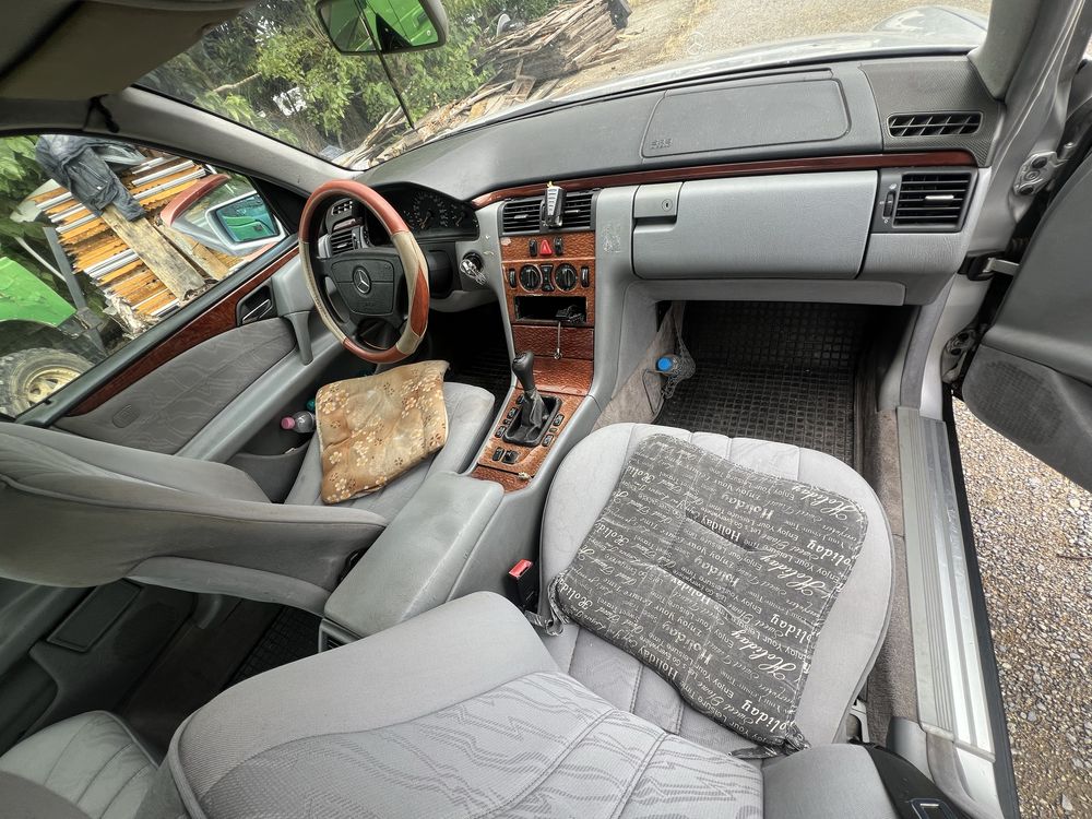 Mercedes E-class (2.2CDI W210 sedan) на части