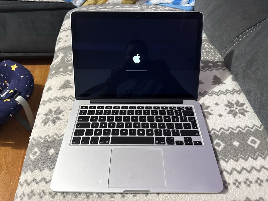 Laptop Apple Macbook pro 2015 i5 8gb retina - perfect functional
