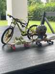Vand set skate si bicicleta de degete