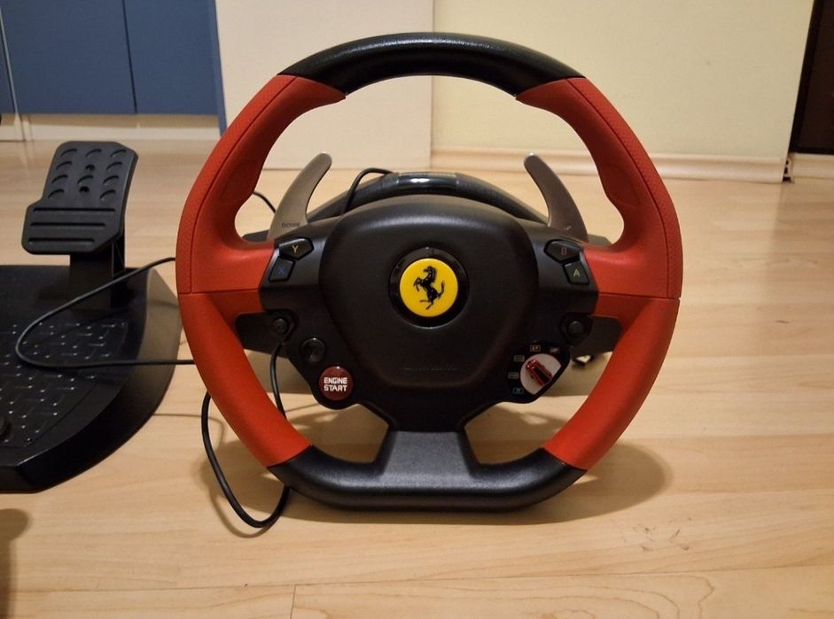 Thrustmaster Ferrari 458 Spider Чисто нов!