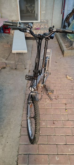 Vând bicicleta rabatabilă