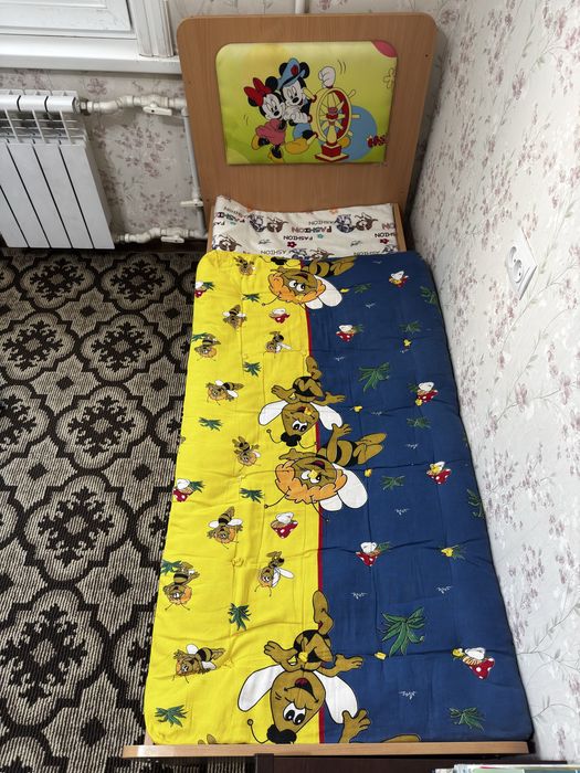 детская кровать (без матраса)