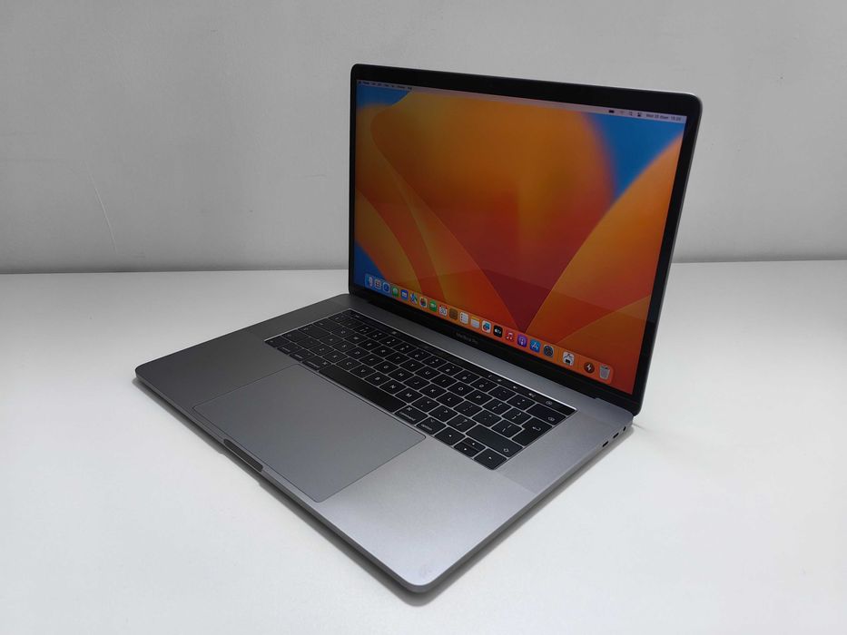 Laptop MacBook PRO 15 TOUCHBAR  Retina I7 SSD Factura + GARANTIE