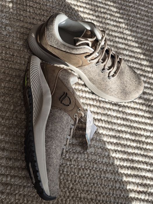 Дамски спортни маратонки