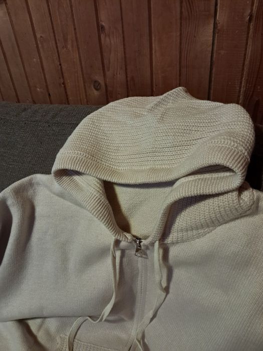 Суитчер ( жилетка) унисекс - един брой  4ХЛ и един брой  2XL