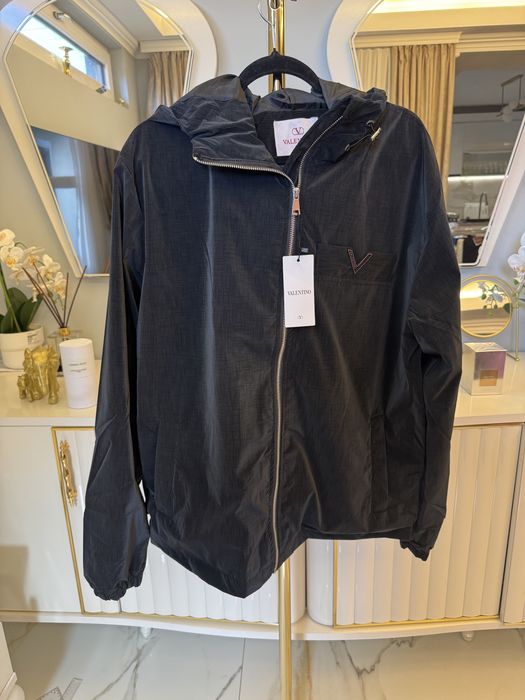 Geaca impermeabila  valentino masuri :S,M,L,XL