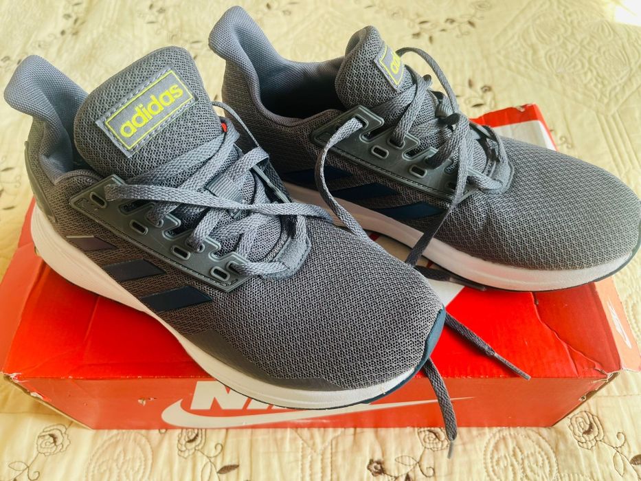 Pantofi sport Adidas 36 2/3