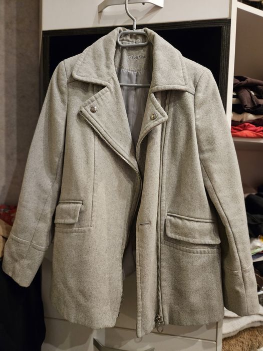 Сиво палто Calvin Klein